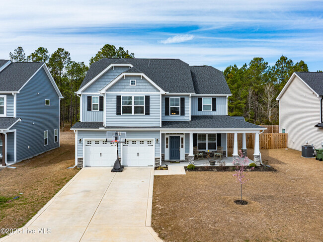 Building Photo - 584 Transom Wy