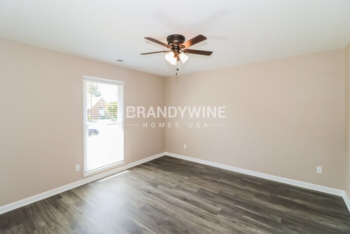 Building Photo - 9914 Leda Cove
