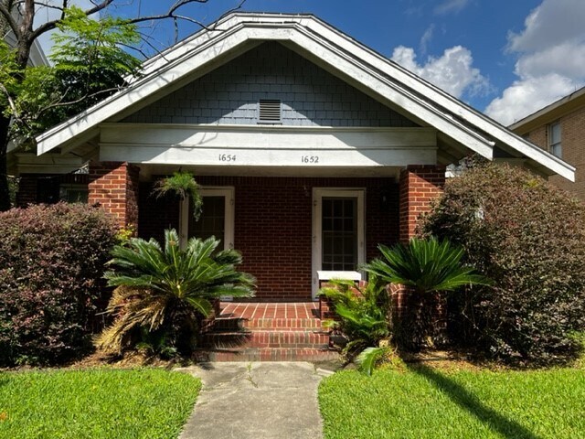 Primary Photo - 1654 Hawthorne St