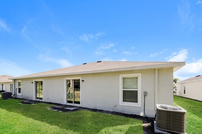 Building Photo - 9078 Aegean Cir