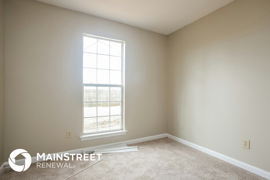 Building Photo - 5857 Eagles Feather Ln