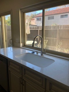 Kitchen - 4011 Liberty Canyon Rd