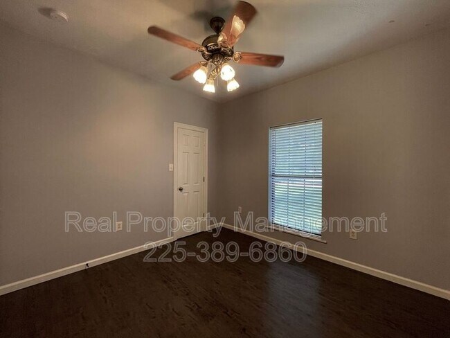 Building Photo - 25491 Plantation Ave