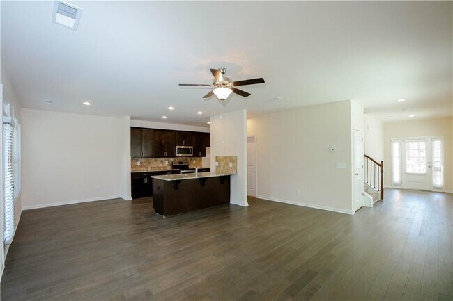 Building Photo - 4295 Almanor Cir