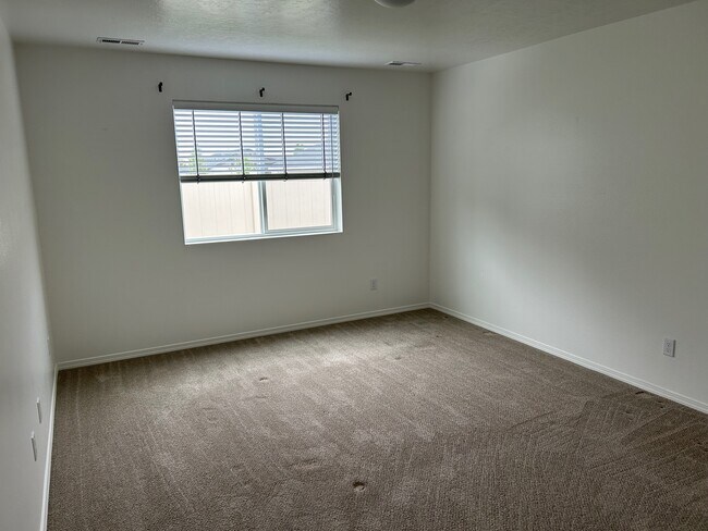 Building Photo - 11416 W Colorado River St