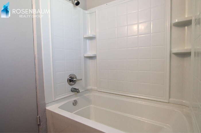 Building Photo - 2925 N 19th Ave