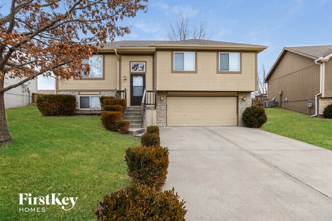 Primary Photo - 11427 N Farley Ave
