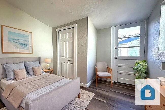 Building Photo - Modern Pet-Friendly Home with Fenced Yard in Central Pueblo!