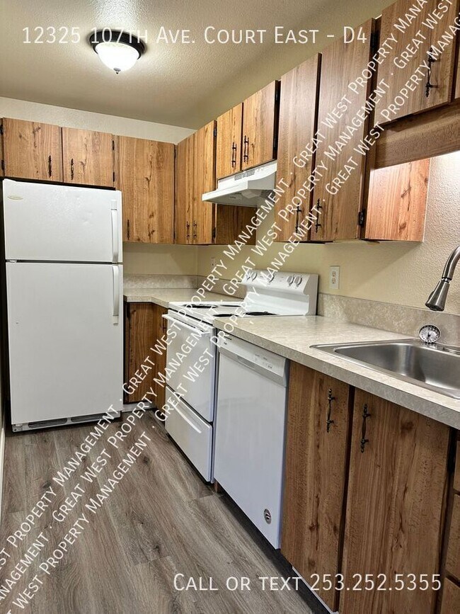 Building Photo - 12325 107th Ave Ct E