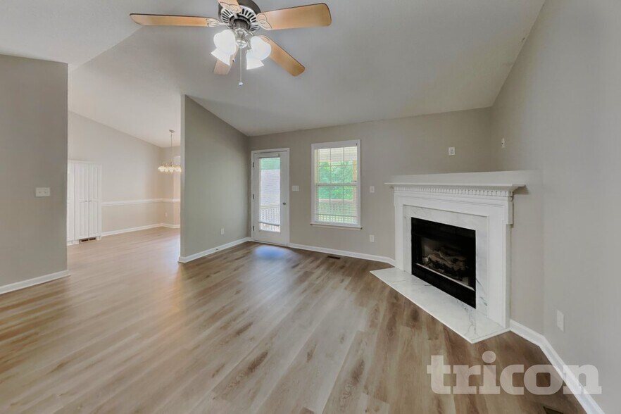 Building Photo - 47 Spaniel Ln