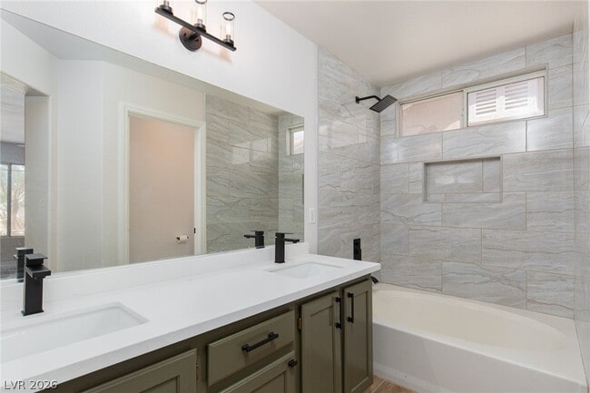 Building Photo - 327 Perry Ellis Dr