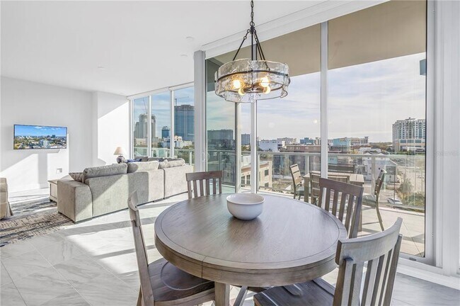 Building Photo - 777 3rd Ave N