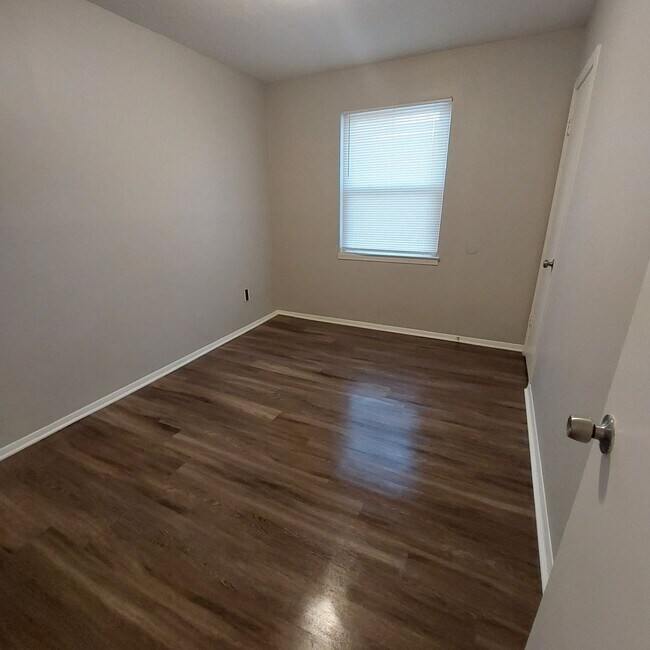 Building Photo - 2959 Randy Ln