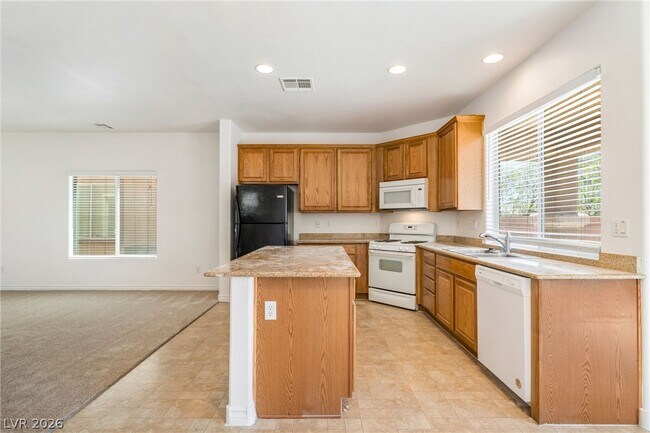 Building Photo - 2621 Lazy Leopard Ct