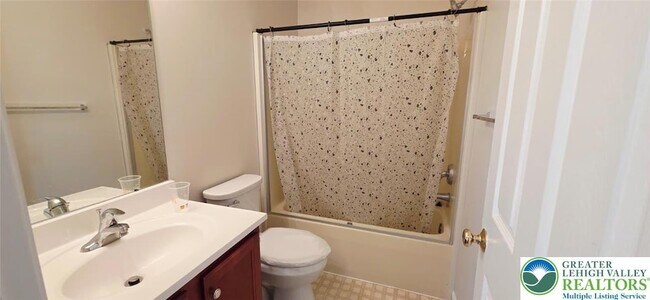 Building Photo - 3791 Knight Dr