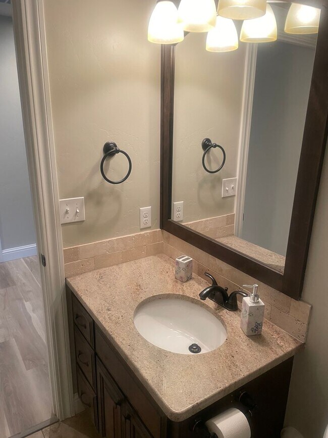 Building Photo - Beautiful Home for rent in Rigby