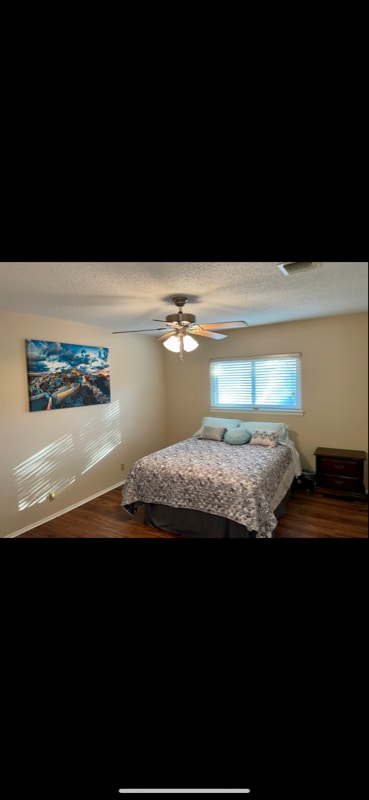 Building Photo - 9687 Chelmsford Dr