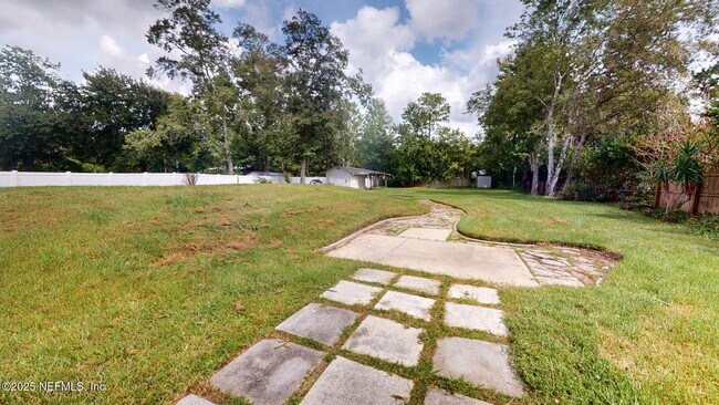 Building Photo - 12345 Tracy Ann Rd