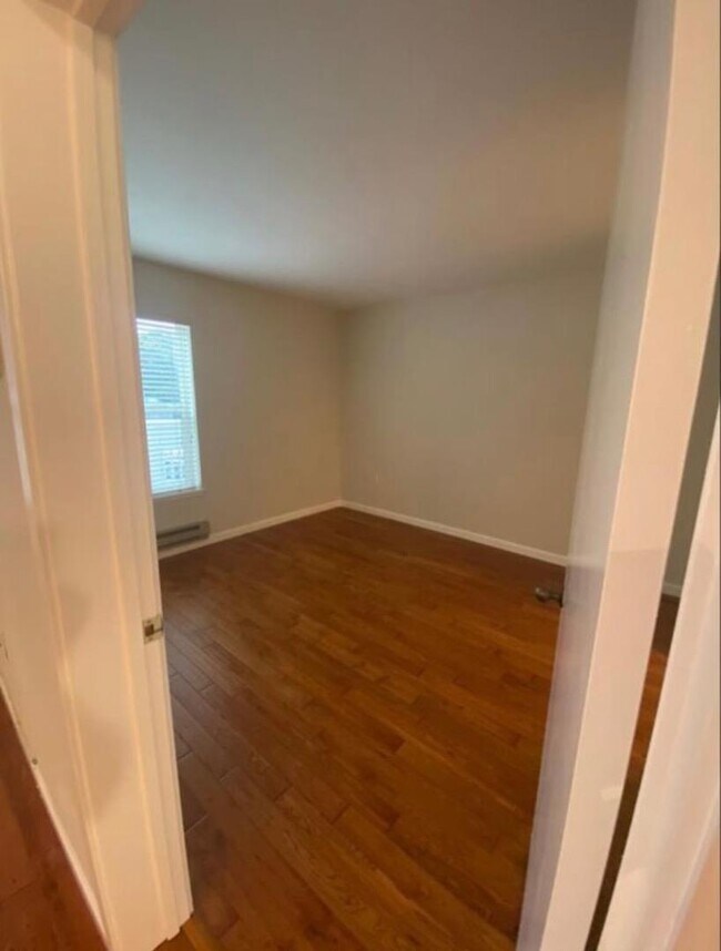 Building Photo - 2250 24th St