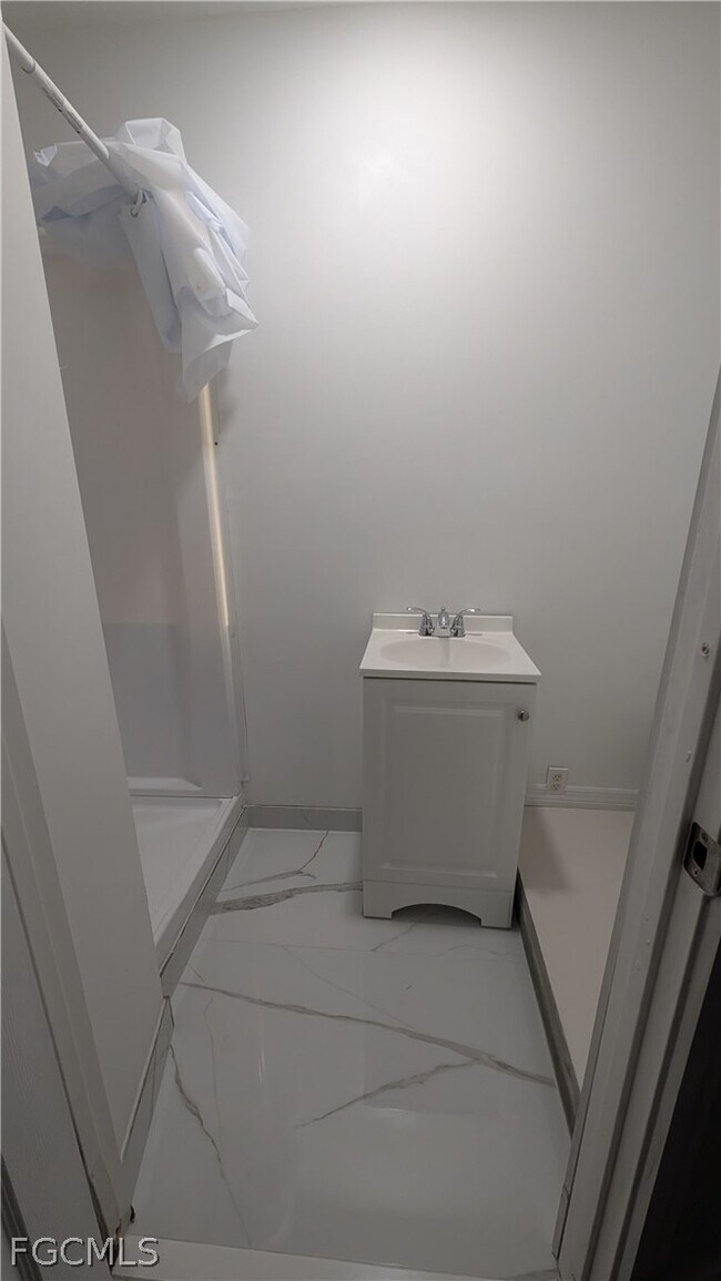 Building Photo - 660 S Missouri St