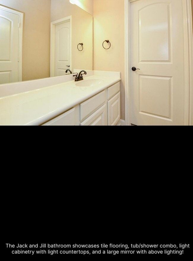 Building Photo - 2703 Bonnie Bray Dr