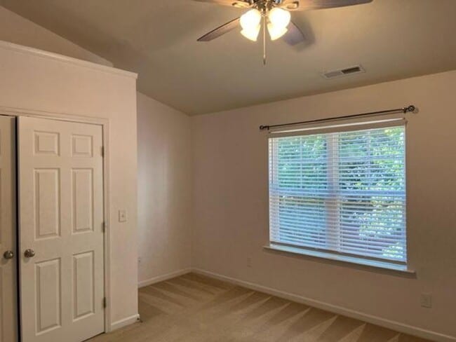 Building Photo - 3022 Berkeley Springs Pl