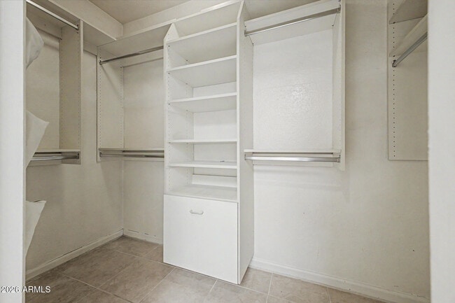 Building Photo - 8430 N 80th Pl