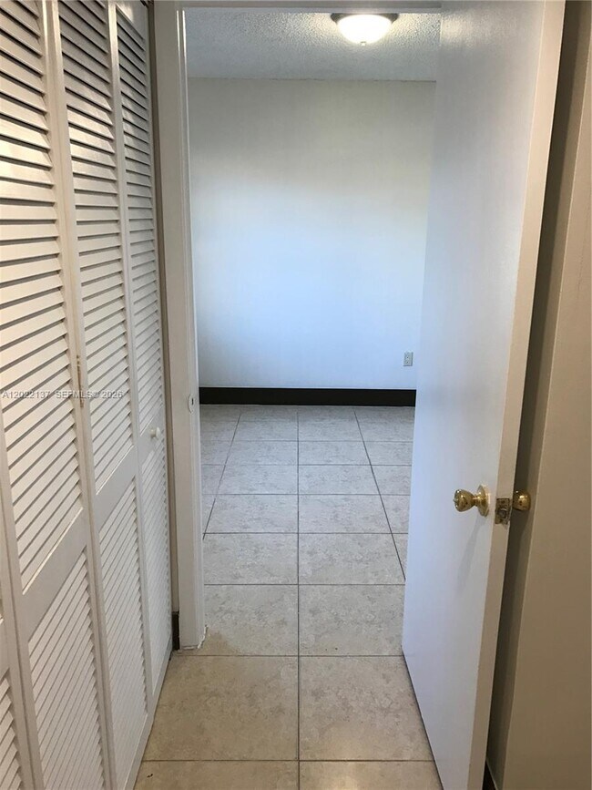 Building Photo - 18224 Mediterranean Blvd