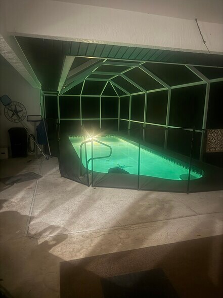 Heated/Chilled pool - 5780 Osprey Rd