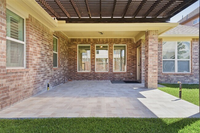 Building Photo - 212 Fallow Buck Ct