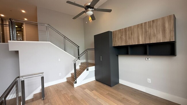 Building Photo - EPIC REA- Amazing SOMA Loft w/View - 1 BR/1.5 BA, Parking, Storage