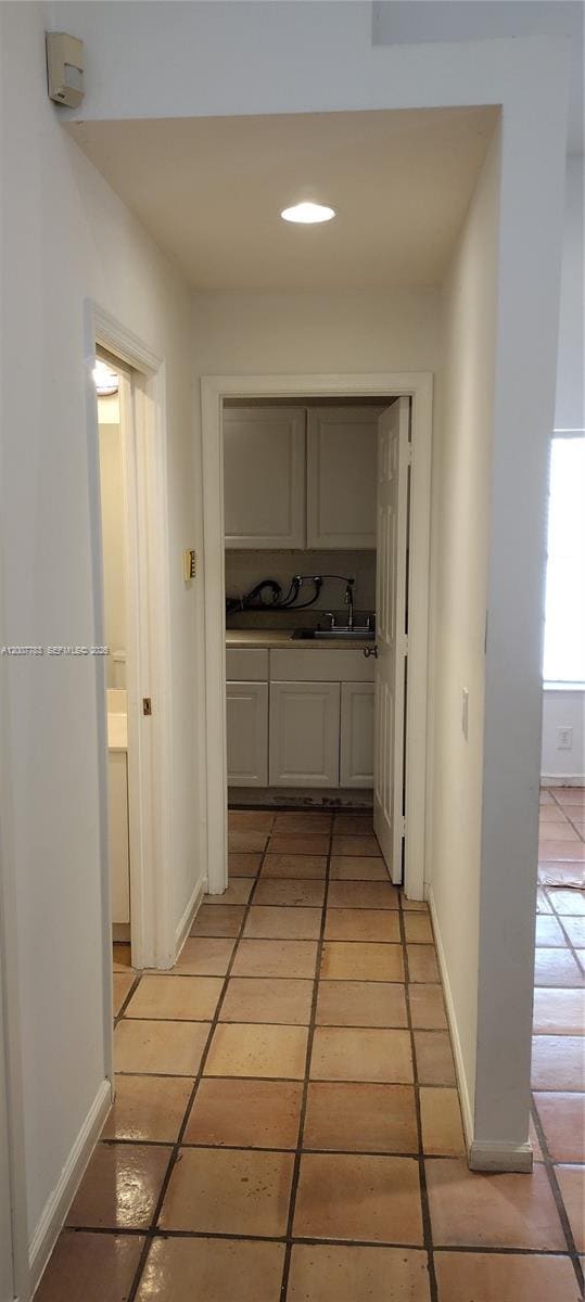 Building Photo - 659 Verona Pl