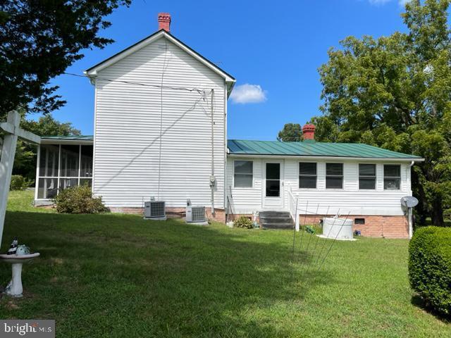 Building Photo - 12704 Newland Rd
