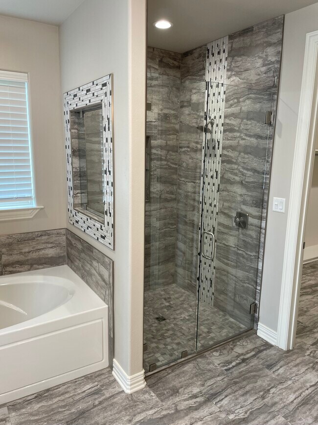 Building Photo - 3900 Gable Crest Ln