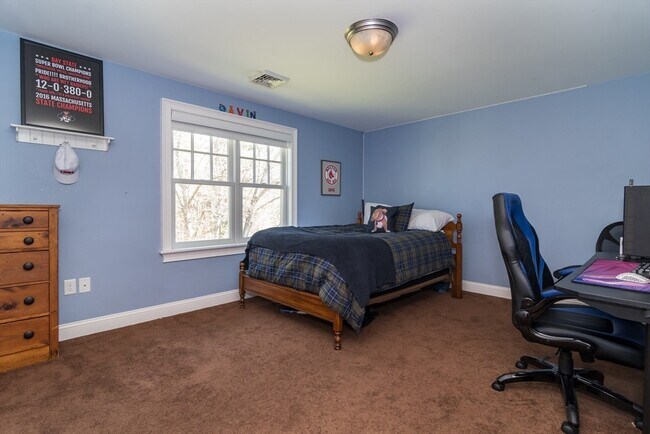 Building Photo - 25 Nason Hill Ln