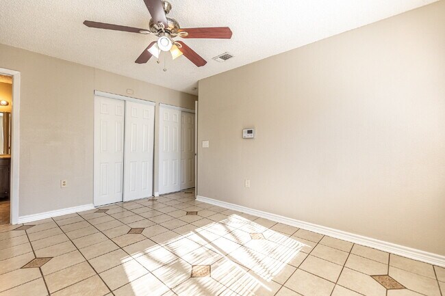 Building Photo - 9614 South Bend