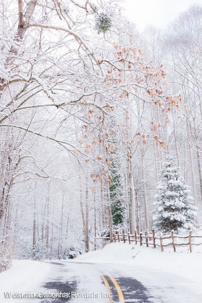 Building Photo - 1 br, 1 bath House - 1364 Herron Branch Rd