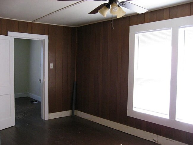 Building Photo - 15067 Dewberry Ln