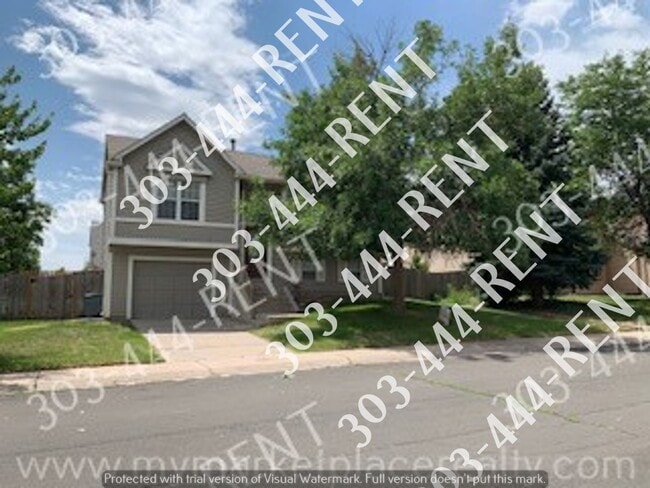 Primary Photo - Large 3 Bedroom 2 Bathroom located in Gree...