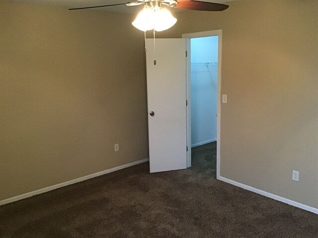 Building Photo - 7352 Woodside Dr