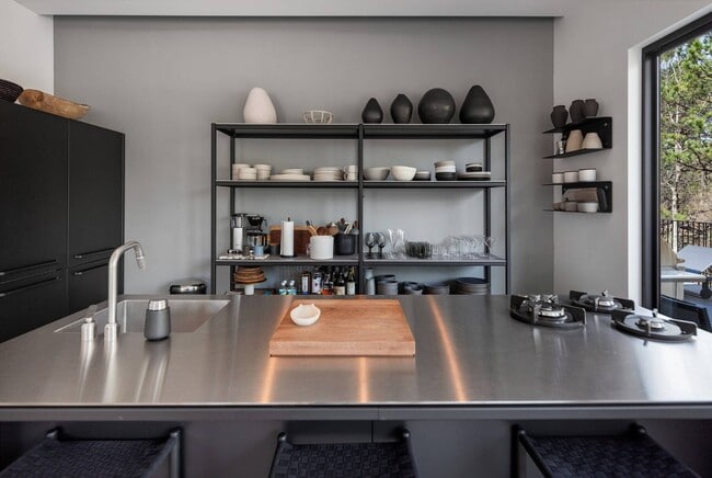 Building Photo - 31 Gilberts Path