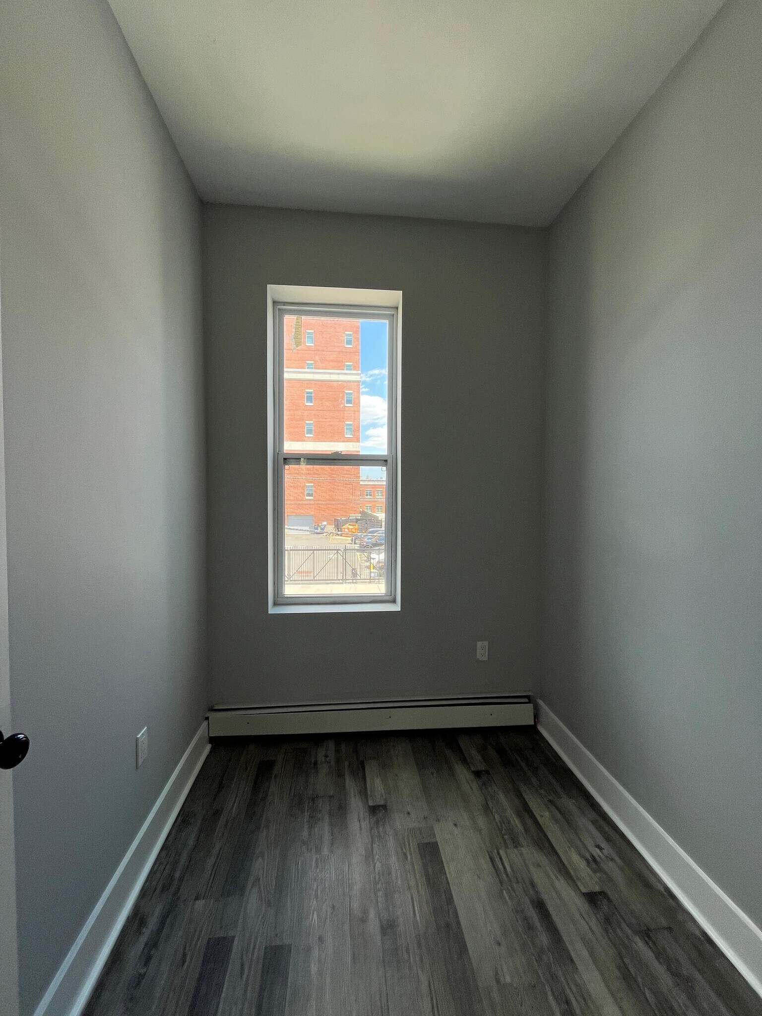 Building Photo - 61 Orient Ave