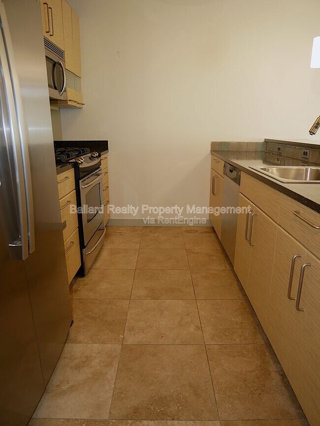 Building Photo - 1530 NW Market St