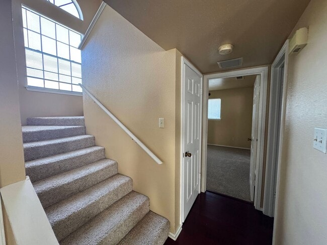 Building Photo - 4806 Greenlee Dr