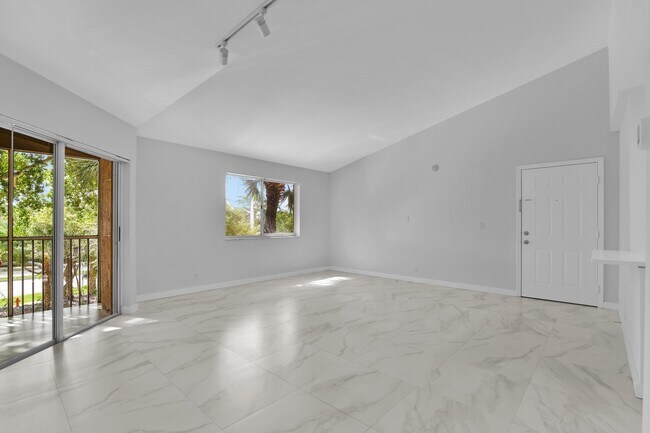 Building Photo - 4005 W McNab Rd