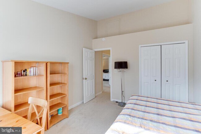 Building Photo - 100 Spring Pl Way