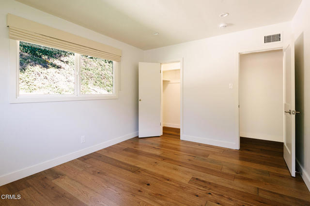 Building Photo - 5447 Rock Castle Dr