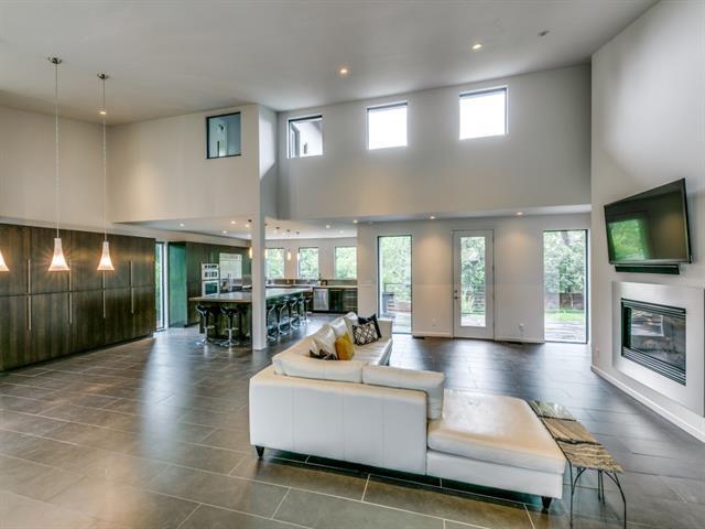 Building Photo - 919 Knott Pl