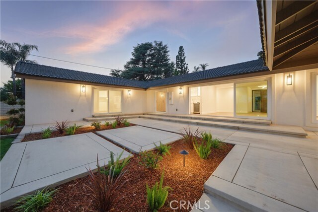 Building Photo - 830 Huerta Verde Rd