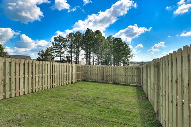 Building Photo - 809 Grovebury Ct